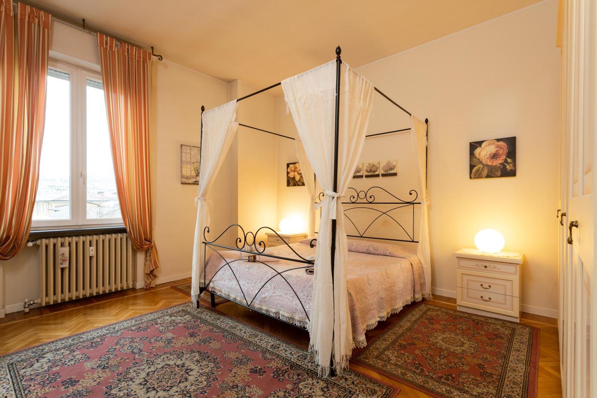 La Castellana Apartment Bergamo Bagian luar foto