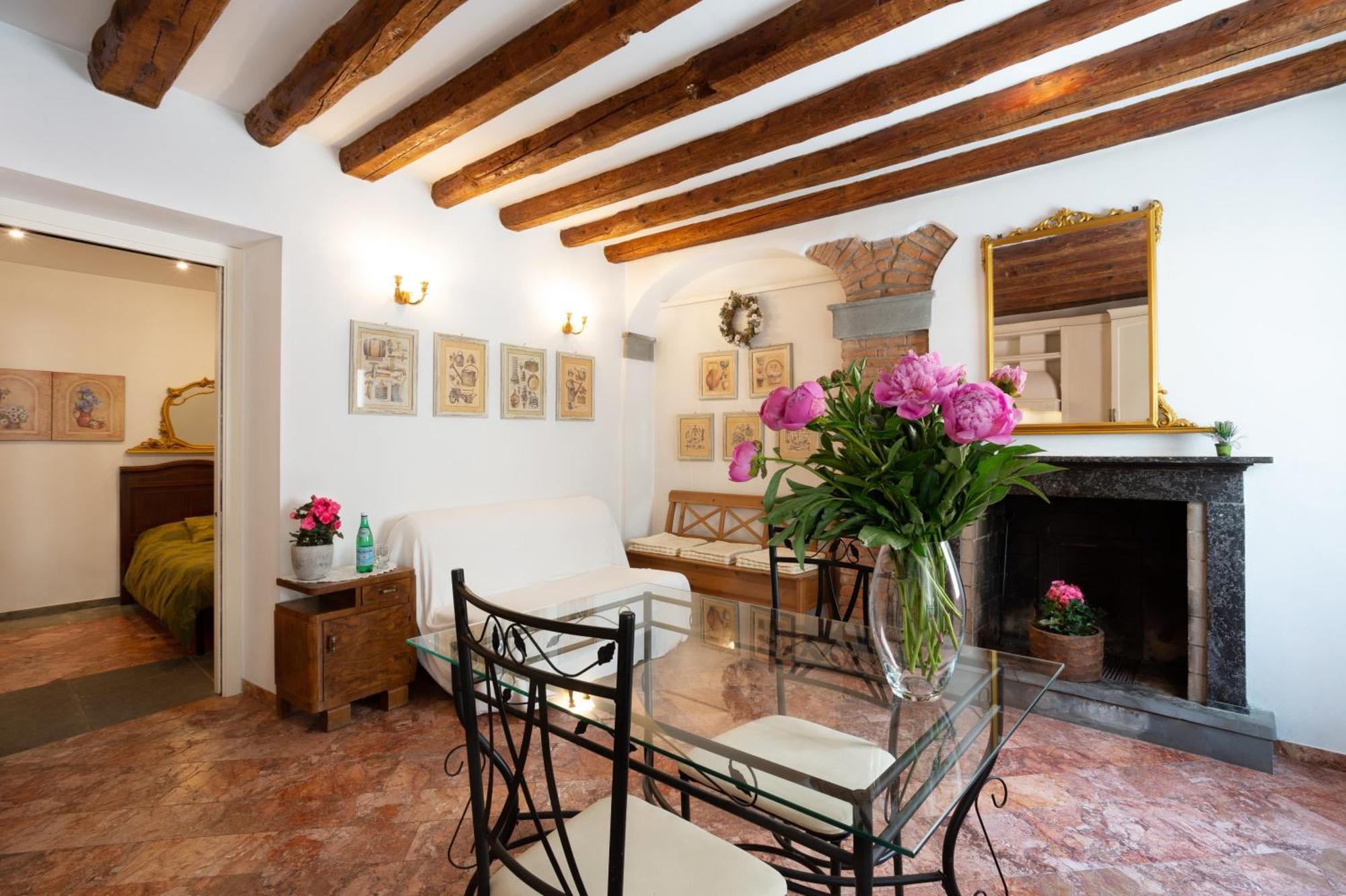 La Castellana Apartment Bergamo Bagian luar foto
